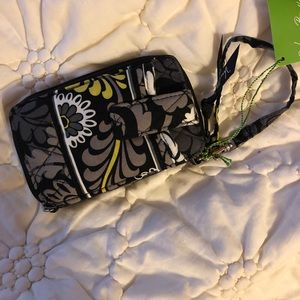 Vera Bradley Carry It All Wristlet